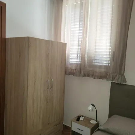 Enza 3* Cinisi