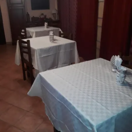 Enza Pensión Cinisi
