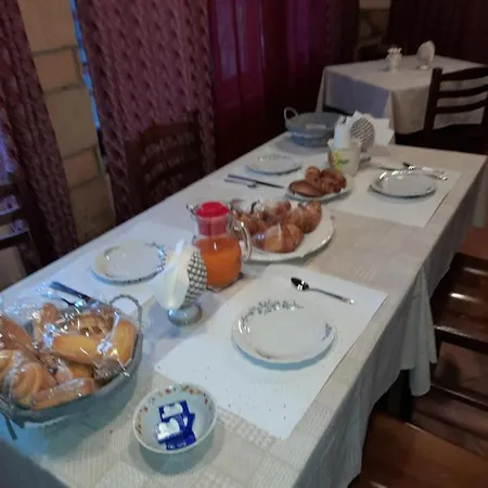 Guest house Enza *